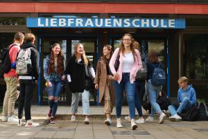 Haupteingang Liebfrauenschule Mülhausen